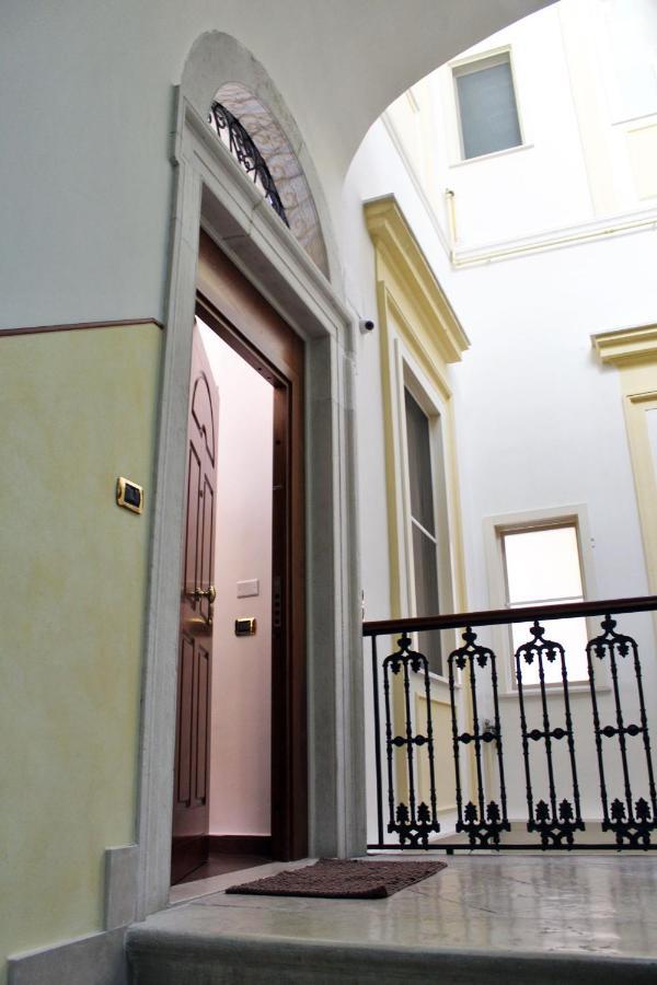 Dimora De Brado Trani Exterior foto